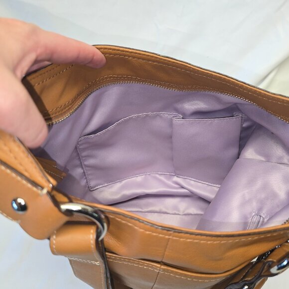 Vintage Authentic Coach Pieced Large Shoulder Bag in Cognac F17116 - Picture 7 of 10